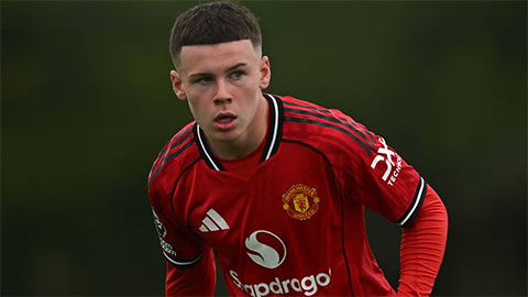 Kai Rooney có cơ hội lên đội một MU