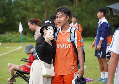 Tiền vệ Tạ Đình Phong trở lại U17 Việt Nam sau màn trình diễn ấn tượng ở VCK U17 Quốc gia