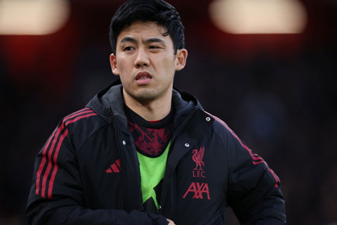 Tương lai của Endo tại Liverpool đang rất mờ mịt - Ảnh: EPA