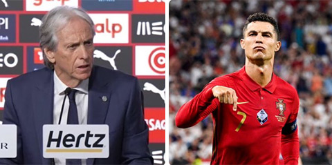 HLV Jesus giải thích quyết định chọn Ronaldo