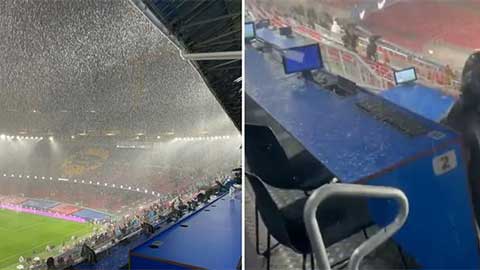 Dù mới được nâng cấp nhưng sân Camp Nou đã bị dột