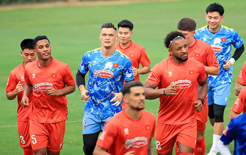 8 cầu thủ nhập tịch, Việt kiều lên ĐT Việt Nam chuẩn bị cho FIFA ASEAN Cup 2026 - Ảnh: Đức Cường
