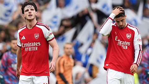 Arsenal đã thua tan tác Brighton 0-3