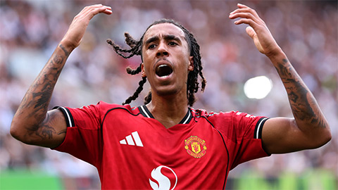 Yoro đang gây thất vọng tại MU