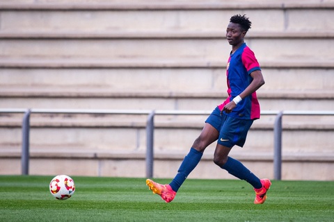 Cầu thủ 18 tuổi, Hafiz Gariba được coi là trung vệ toàn diện nhất của Barca B. Ảnh: Barca Universal