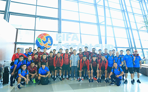 ĐT Việt Nam có mặt ở Indonesia, sẵn sàng cho FIFA ASEAN Cup 2026 - Ảnh: Đức Cường 