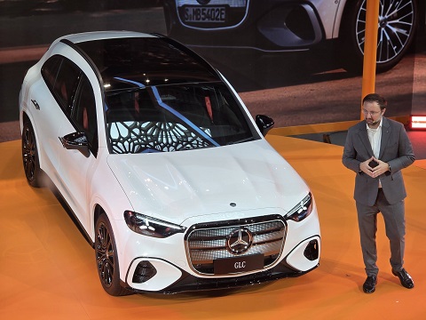 Mercedes-Benz GLC 300 4MATIC Electric vừa được ra mắt
