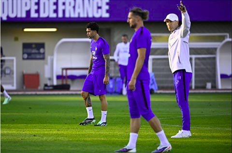 Zidane rất muốn đưa Mbappe trở lại hành lang trái