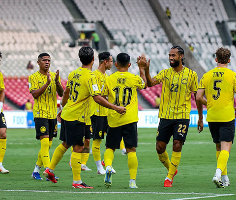 Thầy trò HLV Tan Cheng Hoe có trận ra quân thuận lợi với chiến thắng 3-0. Ảnh: Malaysia NT