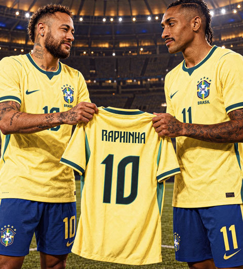Raphinha sẽ là số 10 tiếp theo của Brazil sau Neymar - Ảnh: carloslagowork
