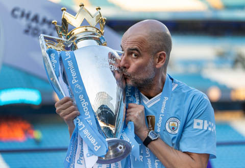 Án phạt nào chờ Man City?