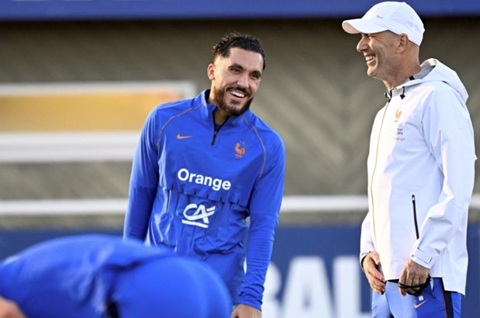 Cherki gây ấn tượng tích cực với Zidane trên sân tập những ngày qua