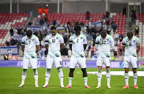 Toàn đội CH Ireland đã cúi đầu trước màn so tài với Israel