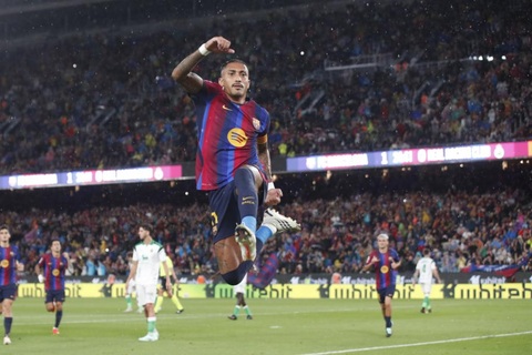 Với hiệu suất hiện giờ, Raphinha sẽ sớm trở thành huyền thoại Samba tiếp theo của Barca. Ảnh: Marca