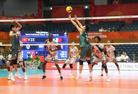 Bóng chuyền nam thua 2 trận vòng bảng, không còn cơ hội vào tứ kết