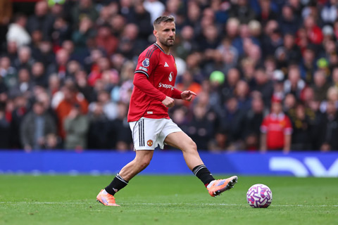 Shaw cũng là cái tên khác mà Carrick cần loại bỏ, theo Bryan King