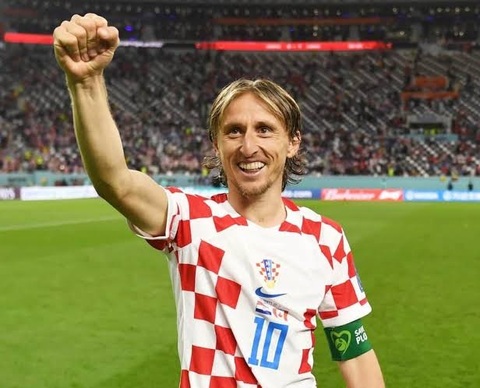 Modric đang ở những ngày tháng cuối cùng của sự nghiệp quần đùi áo số
