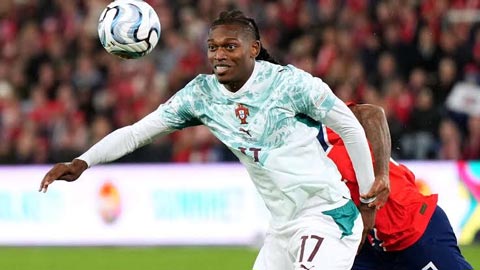 Leao sẽ tiếp quản áo số 7 của Ronaldo ở tuyển Bồ Đào Nha