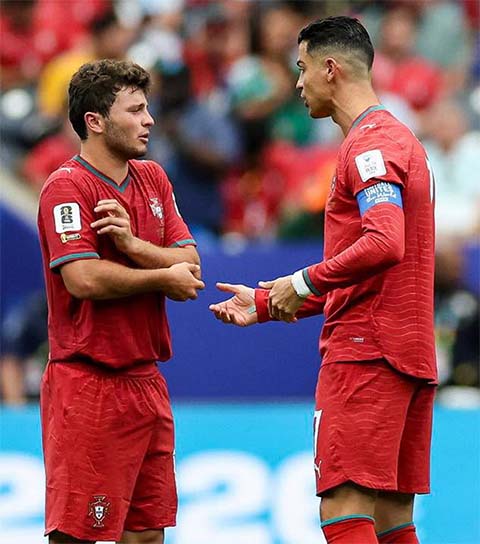 CR7 lặng lẽ rời ĐT mà không thông báo với bất cứ đồng đội nào