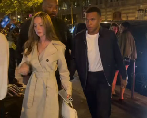 Mbappe gây xôn xao khi dự tiệc trong thời gian điều trị chấn thương