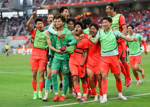 Niềm vui của Li Hao và các đồng đội