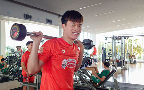 ĐT Việt Nam đang chỉ còn đúng 19 cầu thủ lành lặn, trong đó có 3 thủ môn chuẩn bị trận gặp Malaysia