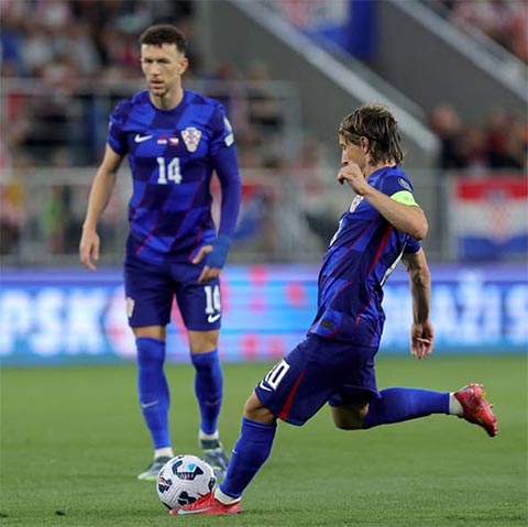 Modric vẫn đang là nhạc trưởng của Croatia