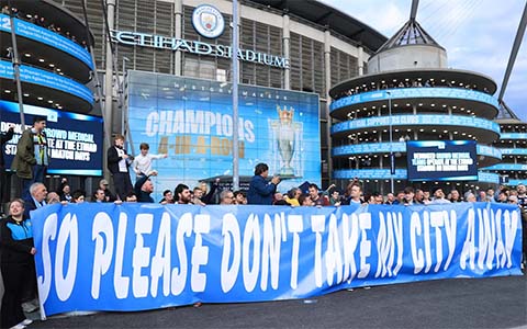Án phạt của Man City đang gây chia rẽ tại Ngoại hạng Anh