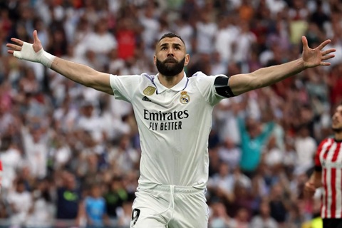 Karim Benzema ăn mừng bàn thắng trong trận đấu cuối cùng của anh tại Real Madrid vào tháng 6/2023