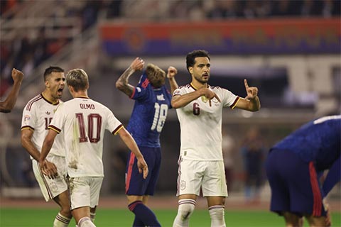 Tây Ban Nha theo chân Bồ Đào Nha vào tứ kết Nations League