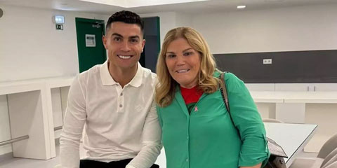 Mẹ Ronaldo xót xa trước những gì diễn ra với con trai