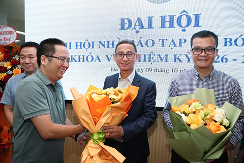 Thay mặt Ban Thư ký chi hội khoá mới, ông Vũ Khắc Sơn - Bí thư Đảng uỷ, Tổng biên tập hứa sẽ đoàn kết, phấn đấu hoàn thành tốt nhiệm vụ, đưa hoạt động của chi hội ngày càng phát triển, vững mạnh