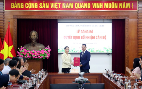 Bộ trưởng Lâm Thị Phương Thanh trao quyết định điều động, bổ nhiệm tân Cục trưởng Cục Báo chí Lê Quang Tự Do