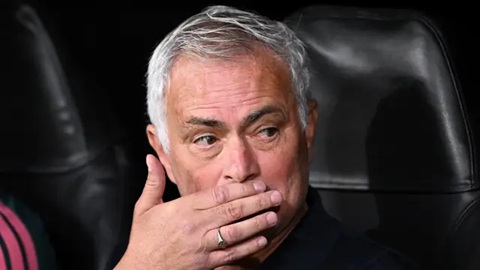 Mourinho tin rằng vụ việc của Man City sẽ còn kéo dài