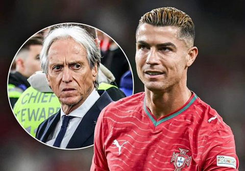 Ronaldo đang gây ồn ào vì bê bối vướng vào
