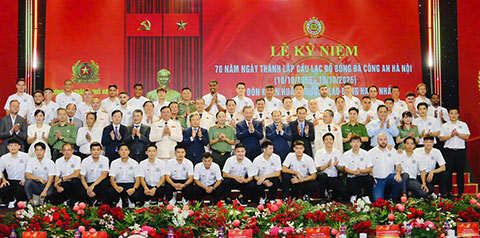 Tổng Bí thư, Chủ tịch nước Tô Lâm đã đến dự lễ Kỷ niệm 70 năm ngày thành lập Câu lạc bộ Bóng đá Công an Hà Nội và đón nhận Huân chương Lao động hạng Nhất 