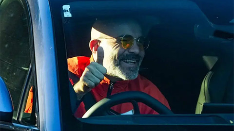 Maresca nở nụ cười tươi rói khi trở lại trung tâm huấn luyện của Man City