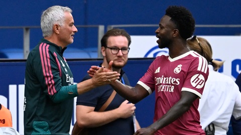 Mourinho vẫn bảo vệ học trò bất luận Vinicius rớt phong độ thê thảm