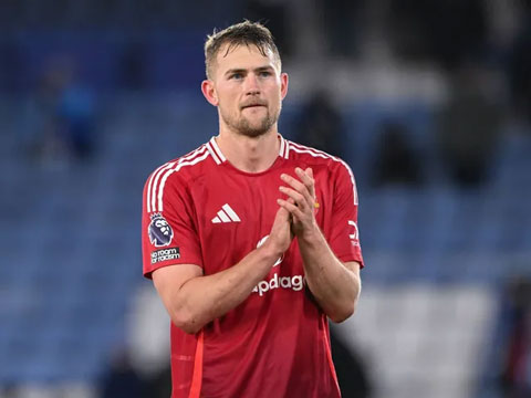 De Ligt đã tập luyện trở lại và sẵn sàng ra sân