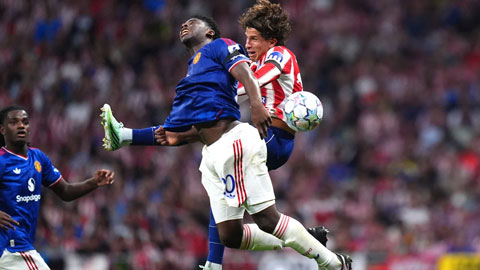 Baleba là điểm sáng hiếm hoi của MU ở trận thua Atletico