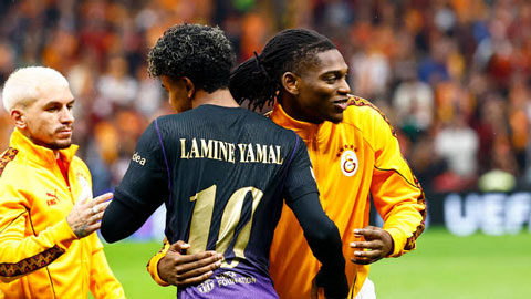 Yamal và Leao vừa đối đầu nhau tại Champions League