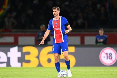 Fabian Ruiz cũng nổi bật nhờ khả năng chỉ đạo các đồng đội