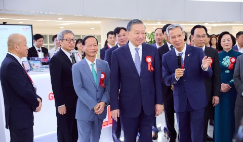 GS.TS.NGƯT Lê Anh Tuấn, Giám đốc Đại học Bách khoa Hà Nội cho biết, đây là nơi đầu tiên tạo ra không gian để doanh nghiệp cùng đồng hành với sinh viên và thầy cô của Đại học Bách khoa Hà Nội