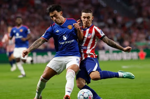 Lisandro Martinez bức xúc sau trận thua Atletico Madrid