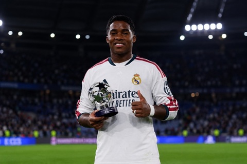 Tiền đạo Endrick của Real Madrid nhận giải Cầu thủ xuất sắc nhất trận