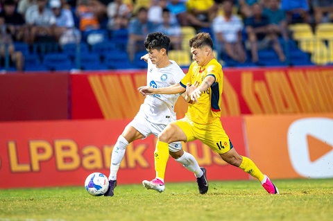 Thanh Hóa thua Nam Định trên sân nhà 