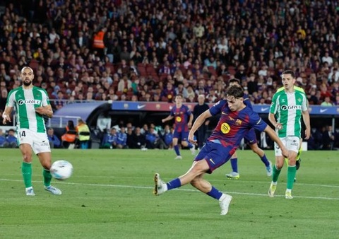 Barca có sự ủng hộ của lịch sử
