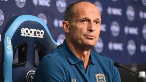Allegri xác nhận ông hiện vẫn an toàn, nhưng...