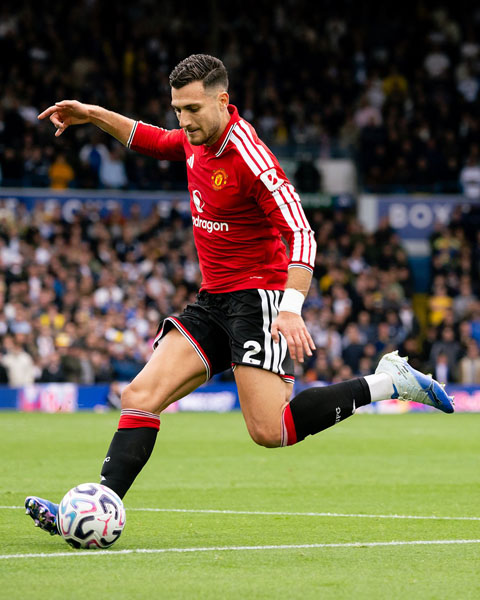Diogo Dalot đang dẫn đầu cơ hội ở Premier League