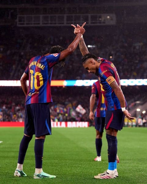 Với phong độ bùng nổ của Raphinha và Yamal, Barca cũng chẳng còn nhớ Ferran. Ảnh: Facebook